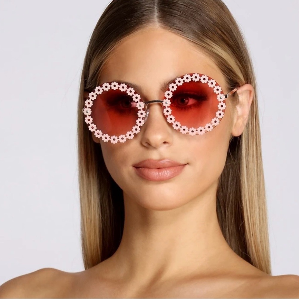 Round Pink Floral Frame Sunglasses with Pink Lenses